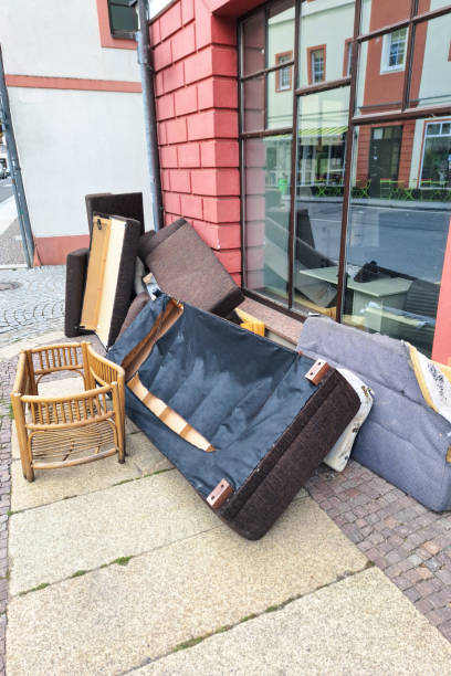 Best Dumpster Rental Services  in Lewisburg, TN